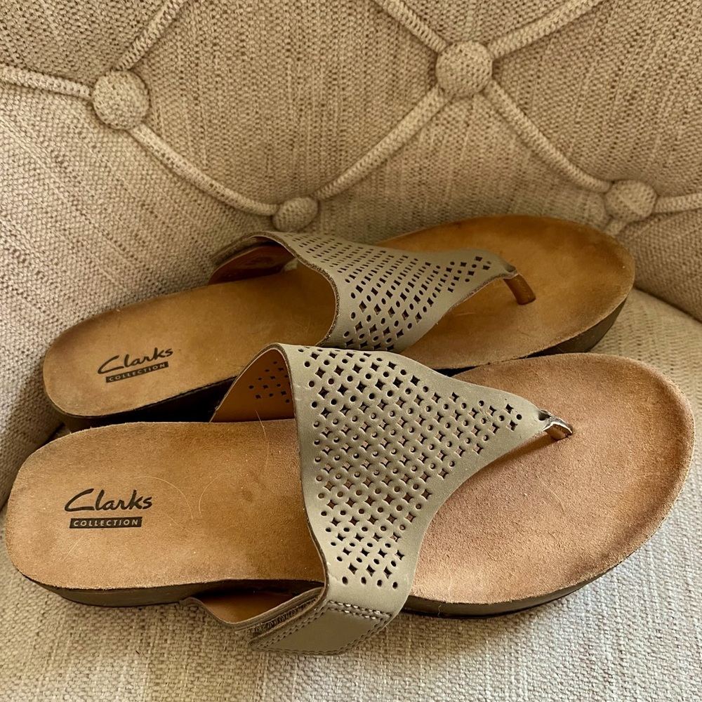 Clark’s Collection Sandals - Picture 2 of 4
